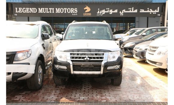 Acheter Import Voiture Mitsubishi Pajero Noir à Import - Dubai, Artibonite Acheter Import Voiture Mitsubishi Pajero Noir à Import - Dubai, Artibonite