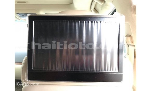 Acheter Import Voiture Toyota Land Cruiser Blanc à Import - Dubai, Artibonite Acheter Import Voiture Toyota Land Cruiser Blanc à Import - Dubai, Artibonite