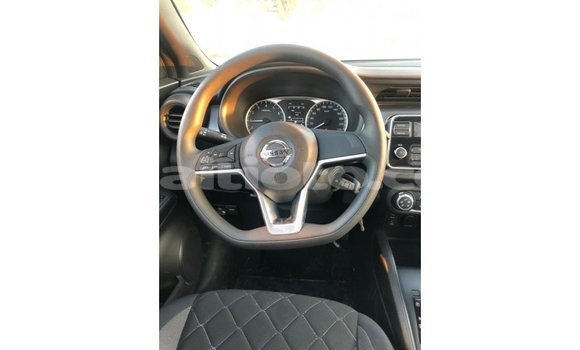 Acheter Import Utilitaire Nissan Evalia Noir à Import - Dubai, Artibonite Acheter Import Utilitaire Nissan Evalia Noir à Import - Dubai, Artibonite