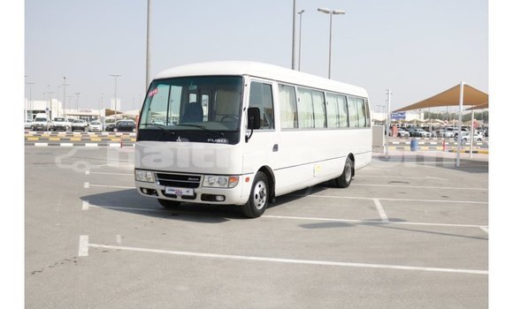 Acheter Import Utilitaire Mitsubishi L400 Blanc à Import - Dubai, Artibonite