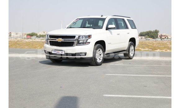 Acheter Import Voiture Chevrolet Tahoe Blanc à Import - Dubai, Artibonite