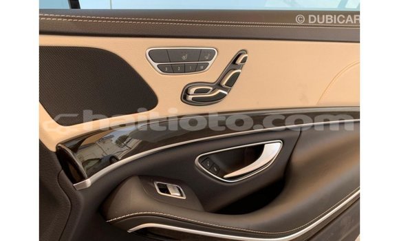 Acheter Import Voiture Mercedes-Benz 190 (W201) Blanc à Import - Dubai, Artibonite Acheter Import Voiture Mercedes-Benz 190 (W201) Blanc à Import - Dubai, Artibonite