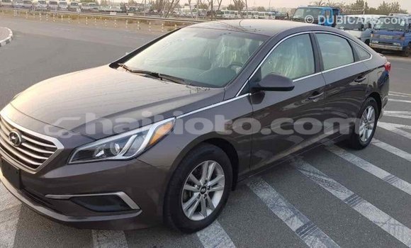 Acheter Import Voiture Hyundai Sonata Marron à Import - Dubai, Artibonite Acheter Import Voiture Hyundai Sonata Marron à Import - Dubai, Artibonite