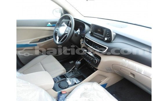 Acheter Import Voiture Hyundai Tucson Blanc à Import - Dubai, Artibonite Acheter Import Voiture Hyundai Tucson Blanc à Import - Dubai, Artibonite