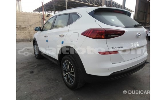 Acheter Import Voiture Hyundai Tucson Blanc à Import - Dubai, Artibonite Acheter Import Voiture Hyundai Tucson Blanc à Import - Dubai, Artibonite