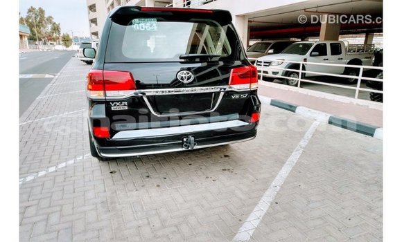 Acheter Import Voiture Toyota Land Cruiser Noir à Import - Dubai, Artibonite Acheter Import Voiture Toyota Land Cruiser Noir à Import - Dubai, Artibonite