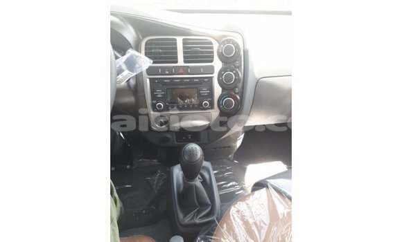 Acheter Import Voiture Kia Rio Blanc à Import - Dubai, Artibonite Acheter Import Voiture Kia Rio Blanc à Import - Dubai, Artibonite