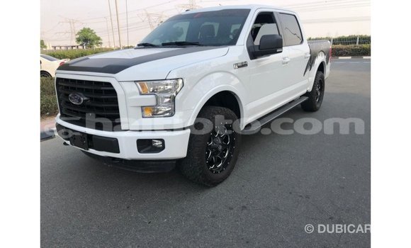 Acheter Import Voiture Ford Club Wagon Blanc à Import - Dubai, Artibonite Acheter Import Voiture Ford Club Wagon Blanc à Import - Dubai, Artibonite