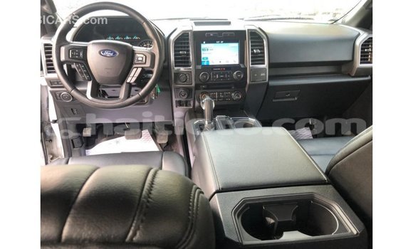 Acheter Import Voiture Ford Club Wagon Blanc à Import - Dubai, Artibonite Acheter Import Voiture Ford Club Wagon Blanc à Import - Dubai, Artibonite