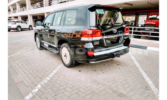 Acheter Import Voiture Toyota Land Cruiser Noir à Import - Dubai, Artibonite Acheter Import Voiture Toyota Land Cruiser Noir à Import - Dubai, Artibonite