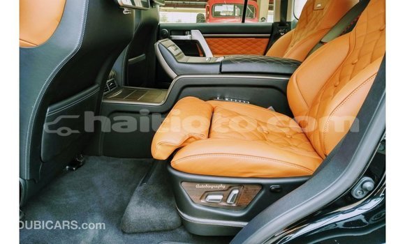 Acheter Import Voiture Toyota Land Cruiser Noir à Import - Dubai, Artibonite Acheter Import Voiture Toyota Land Cruiser Noir à Import - Dubai, Artibonite
