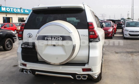 Acheter Import Voiture Toyota Prado Blanc à Import - Dubai, Artibonite Acheter Import Voiture Toyota Prado Blanc à Import - Dubai, Artibonite