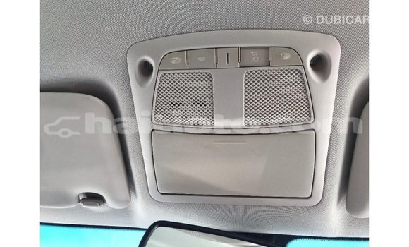 Acheter Import Voiture Mercedes-Benz 250 Bleu à Import - Dubai, Artibonite Acheter Import Voiture Mercedes-Benz 250 Bleu à Import - Dubai, Artibonite