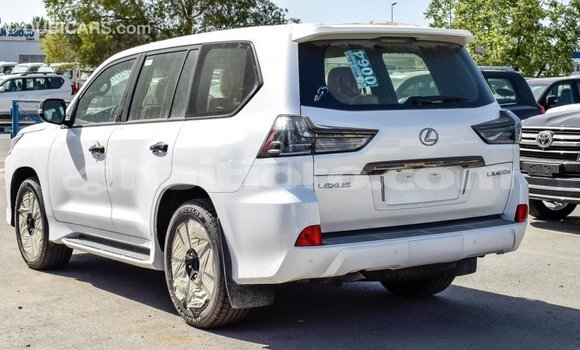Acheter Import Voiture Lexus LX Blanc à Import - Dubai, Artibonite Acheter Import Voiture Lexus LX Blanc à Import - Dubai, Artibonite