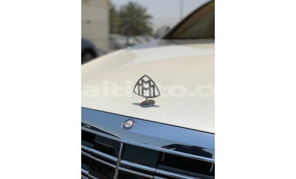 Acheter Import Voiture Mercedes-Benz 190 (W201) Blanc à Import - Dubai, Artibonite Acheter Import Voiture Mercedes-Benz 190 (W201) Blanc à Import - Dubai, Artibonite