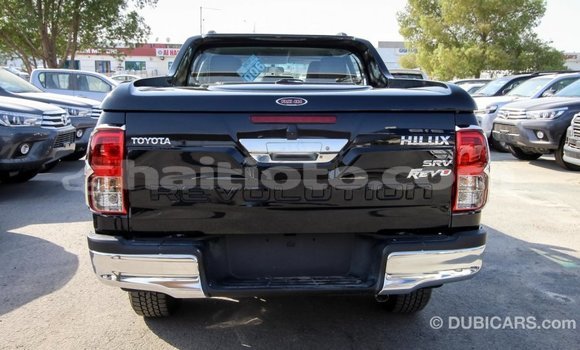 Acheter Import Voiture Toyota Hilux Noir à Import - Dubai, Artibonite Acheter Import Voiture Toyota Hilux Noir à Import - Dubai, Artibonite