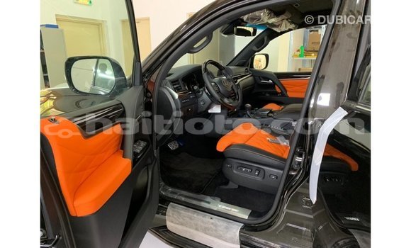 Acheter Import Voiture Lexus LX Noir à Import - Dubai, Artibonite Acheter Import Voiture Lexus LX Noir à Import - Dubai, Artibonite