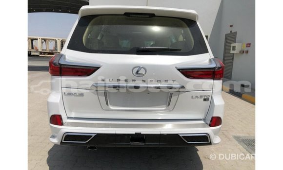 Acheter Import Voiture Lexus LX Blanc à Import - Dubai, Artibonite Acheter Import Voiture Lexus LX Blanc à Import - Dubai, Artibonite
