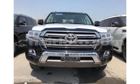 Acheter Import Voiture Toyota Land Cruiser Noir à Import - Dubai, Artibonite Acheter Import Voiture Toyota Land Cruiser Noir à Import - Dubai, Artibonite