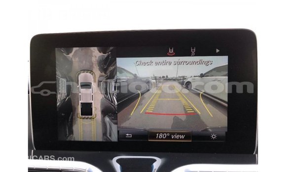 Acheter Import Voiture Mercedes-Benz 250 Blanc à Import - Dubai, Artibonite Acheter Import Voiture Mercedes-Benz 250 Blanc à Import - Dubai, Artibonite