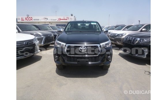 Acheter Import Voiture Toyota Hilux Noir à Import - Dubai, Artibonite Acheter Import Voiture Toyota Hilux Noir à Import - Dubai, Artibonite