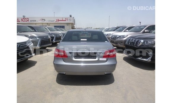 Acheter Import Voiture Mercedes-Benz 250 Autre à Import - Dubai, Artibonite Acheter Import Voiture Mercedes-Benz 250 Autre à Import - Dubai, Artibonite