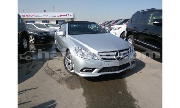 Acheter Import Voiture Mercedes-Benz 250 Autre à Import - Dubai, Artibonite Acheter Import Voiture Mercedes-Benz 250 Autre à Import - Dubai, Artibonite