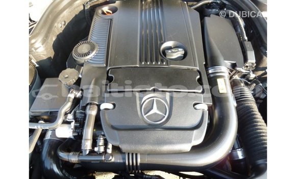 Acheter Import Voiture Mercedes-Benz 200 Blanc à Import - Dubai, Artibonite Acheter Import Voiture Mercedes-Benz 200 Blanc à Import - Dubai, Artibonite