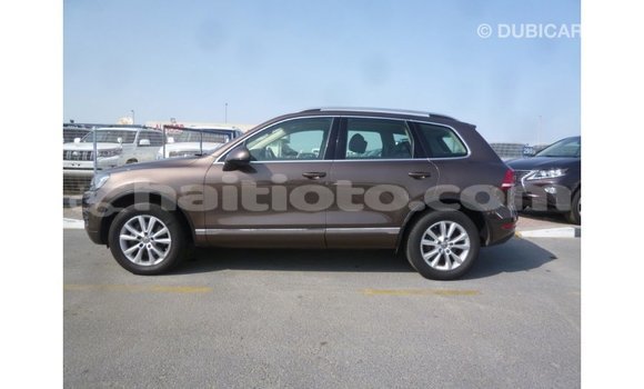 Acheter Import Voiture Volkswagen Touareg Marron à Import - Dubai, Artibonite Acheter Import Voiture Volkswagen Touareg Marron à Import - Dubai, Artibonite