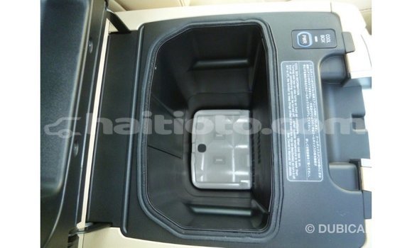 Acheter Import Voiture Toyota Land Cruiser Noir à Import - Dubai, Artibonite Acheter Import Voiture Toyota Land Cruiser Noir à Import - Dubai, Artibonite
