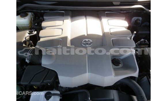 Acheter Import Voiture Toyota Land Cruiser Noir à Import - Dubai, Artibonite Acheter Import Voiture Toyota Land Cruiser Noir à Import - Dubai, Artibonite
